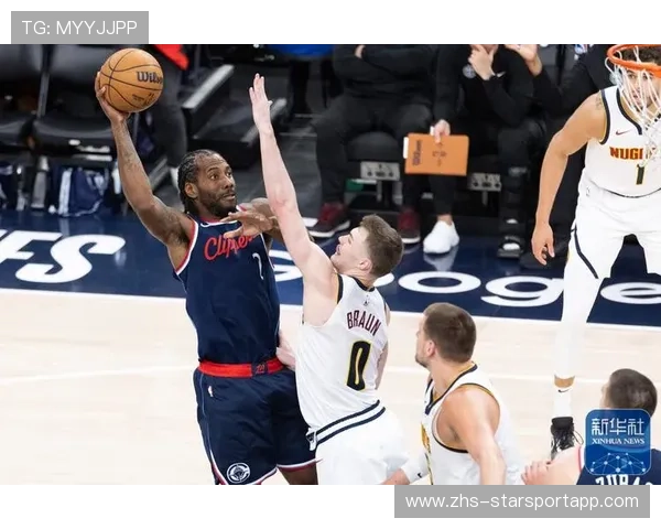 快船连续抢断，反击扣篮点燃