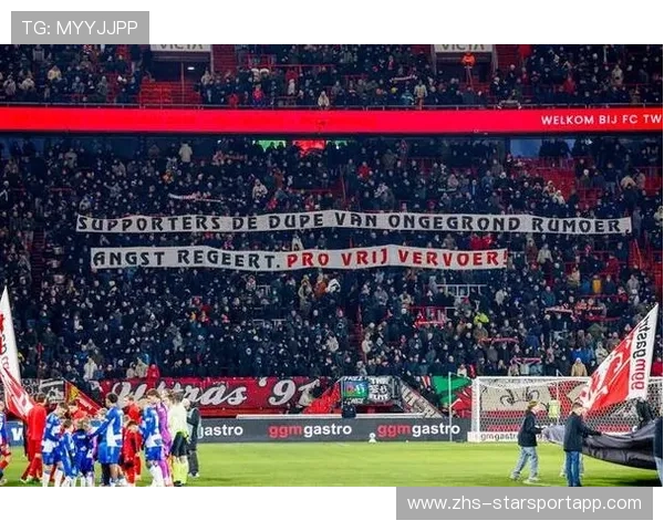 曼联迎接热刺，卡里克带领红魔全力争胜